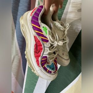 Nike Air Max 98 LX ‘Cut Away